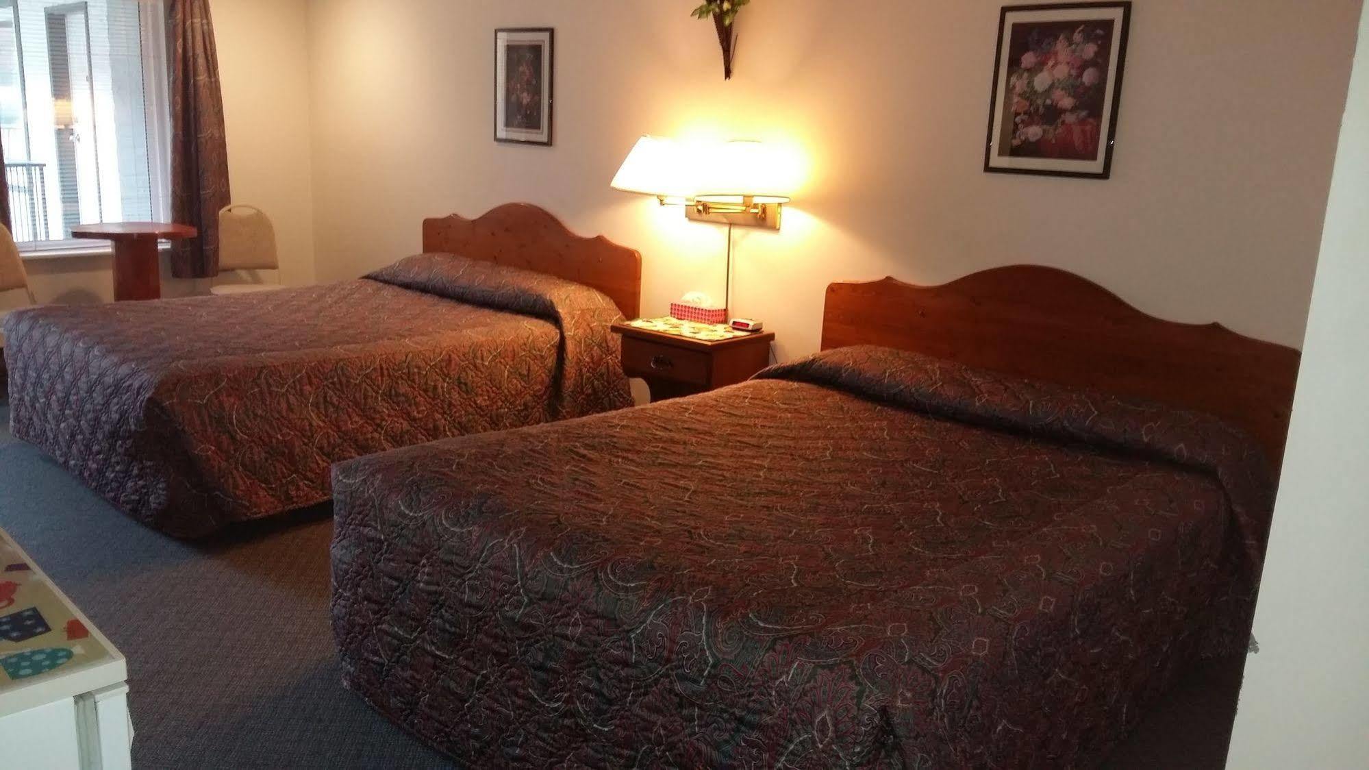 Chase Country Inn Esterno foto